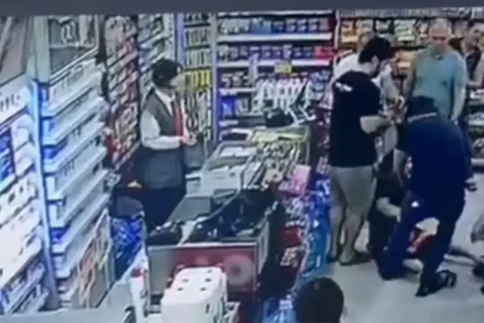 Bakıda kişi arvadını marketdə döydü, saxlanıldı