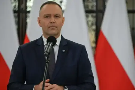 Polşada ABŞ bazasına Trampın adı veriləcək
