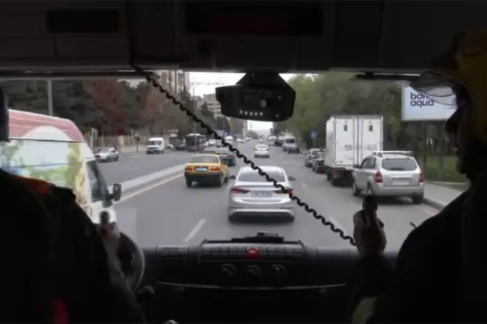 FHN sürücülərə müraciət etdi: xüsusi texnikaya yol verin