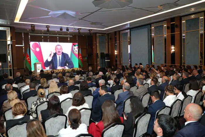 Nizamidə Dövlət Suverenliyi Gününə dair konfrans keçirildi