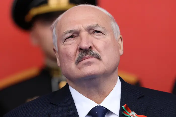 Lukaşenkonun mətbuat xidməti kanalı hacklənib
