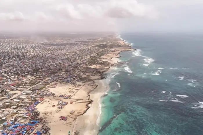 Afrika qitəsi proqnozlardan tez bölünür, yeni okean yaranacaq